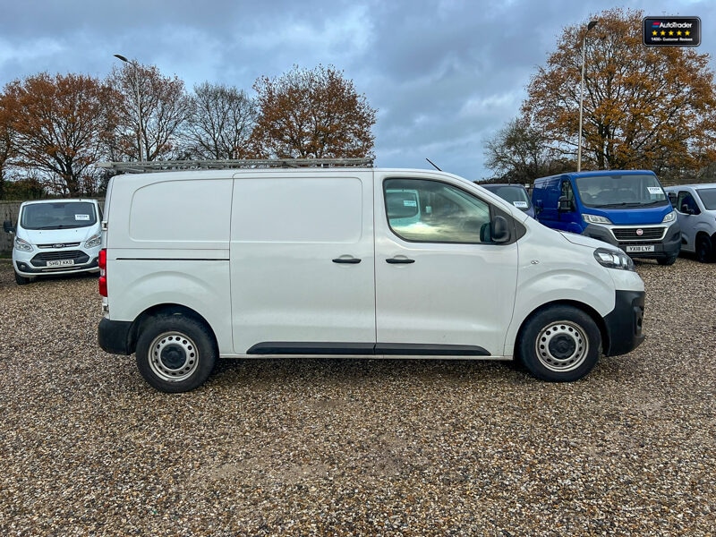 Used Vauxhall Vivaro 2021 for sale - 77041919: Photo 5