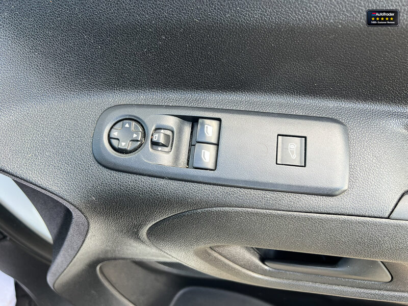 Used Vauxhall Combo 2020 for sale - 77041989: Photo 27