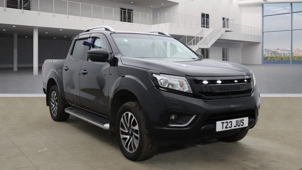 Used Nissan Navara 2017 for sale - 77932723: Photo 2
