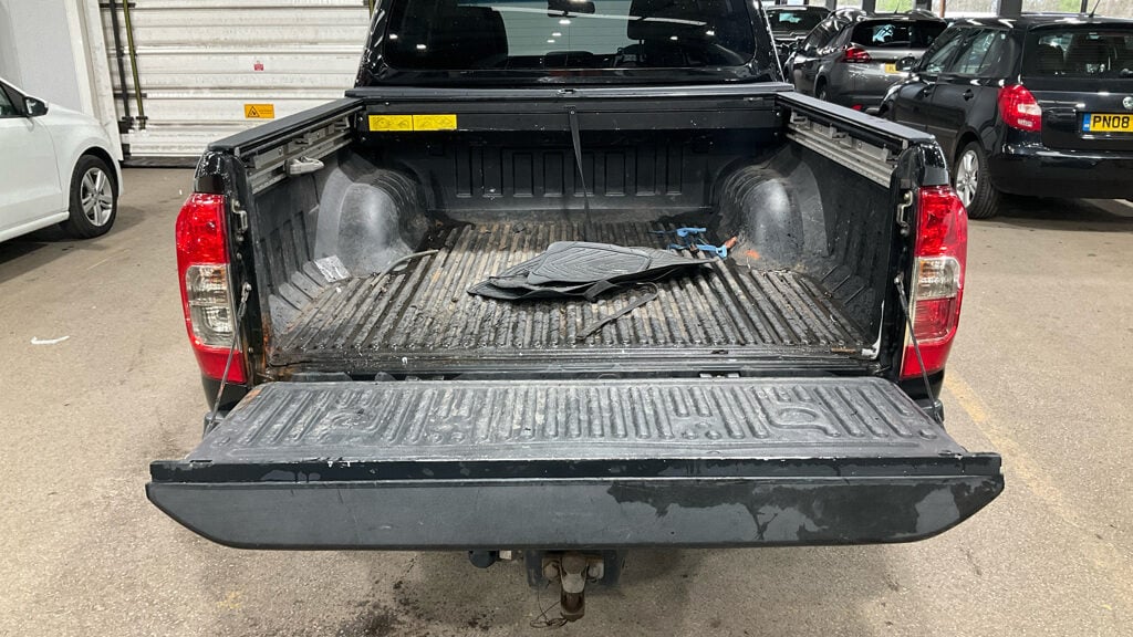 Used Nissan Navara 2017 for sale - 77932723: Photo 5