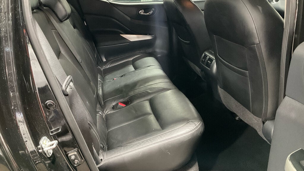 Used Nissan Navara 2017 for sale - 77932723: Photo 8