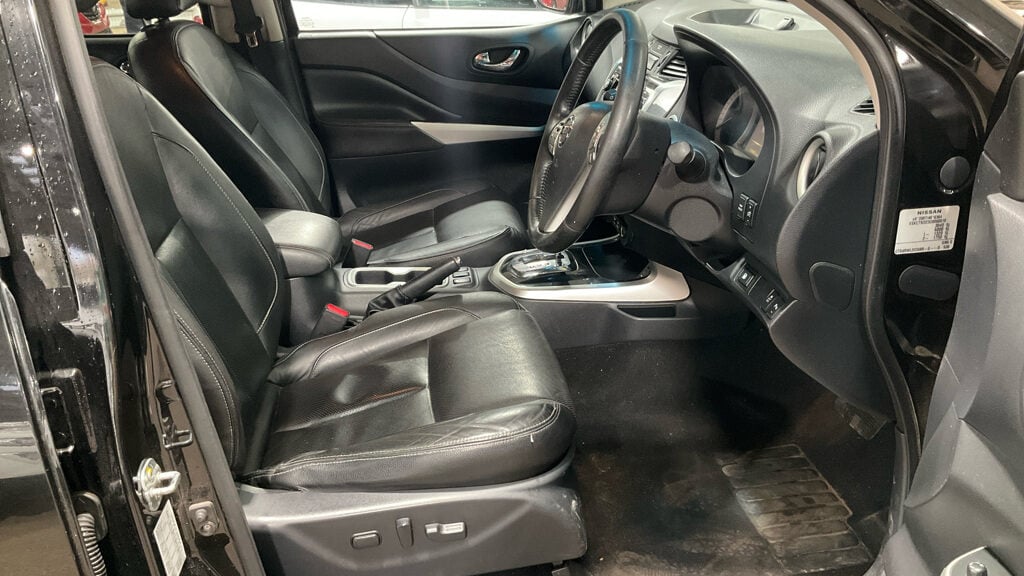 Used Nissan Navara 2017 for sale - 77932723: Photo 9
