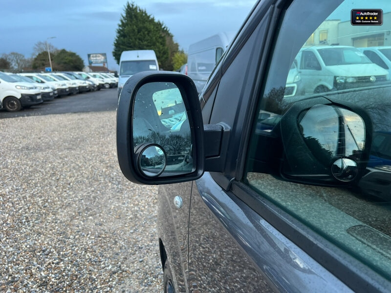 Used Vauxhall Vivaro 2019 for sale - 77042111: Photo 18