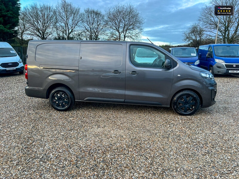 Used Vauxhall Vivaro 2019 for sale - 77042111: Photo 5