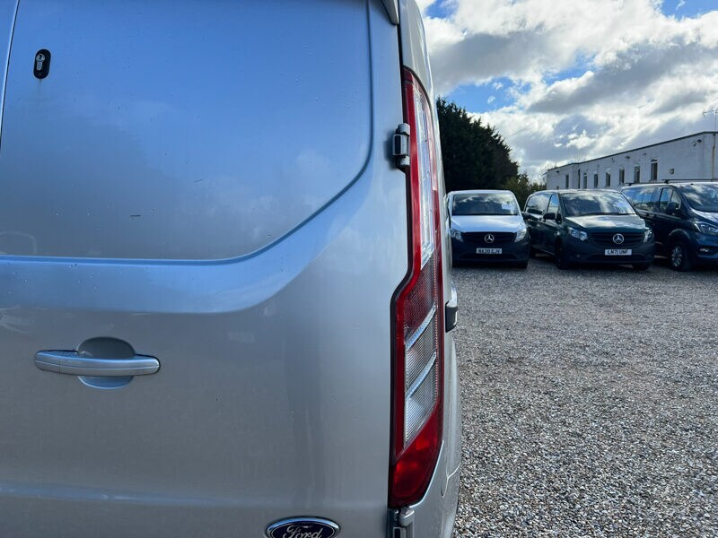 Used Ford Transit Custom 2017 for sale - 78025547: Photo 21