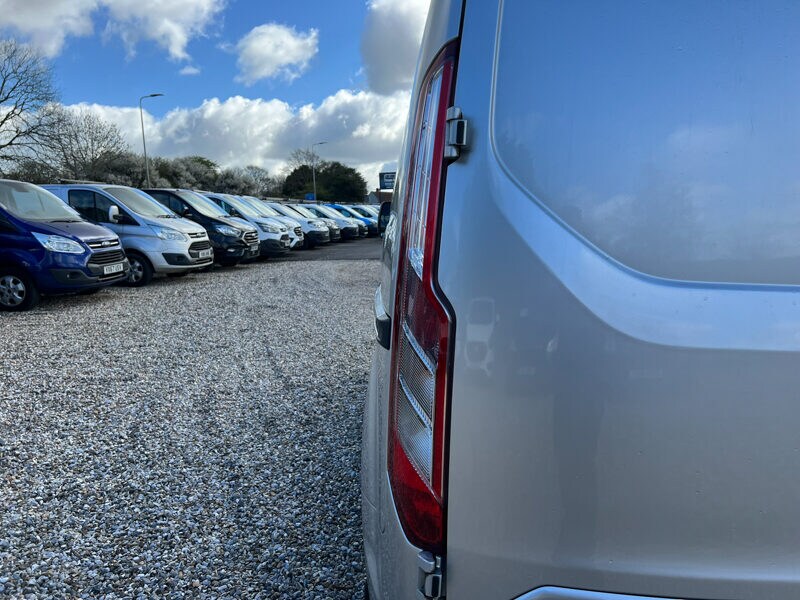 Used Ford Transit Custom 2017 for sale - 78025547: Photo 22
