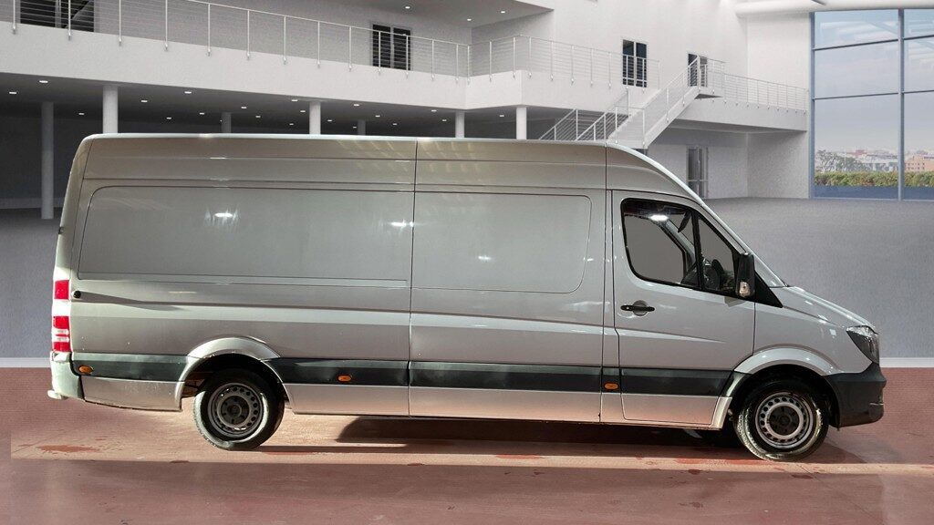 Used Mercedes-Benz Sprinter 2017 for sale - 77138773: Photo 3