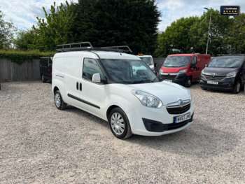 Used Vauxhall Combo 2017 for sale - 74824907: Photo