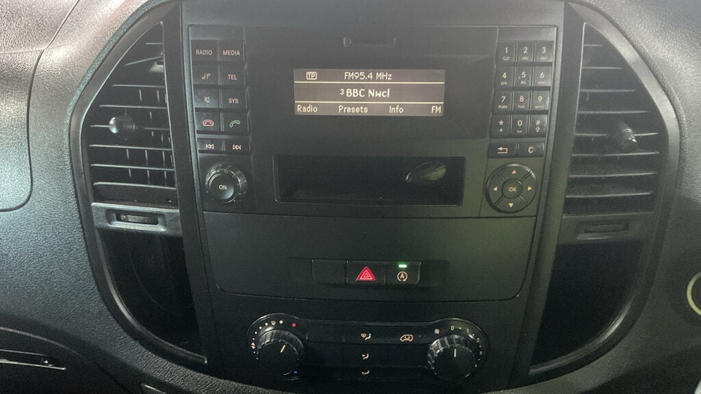 Used Mercedes-Benz Vito 2020 for sale - 77199323: Photo 11