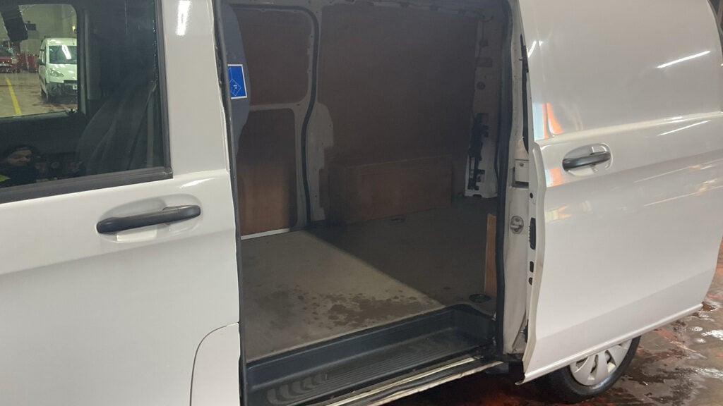 Used Mercedes-Benz Vito 2020 for sale - 77199323: Photo 8