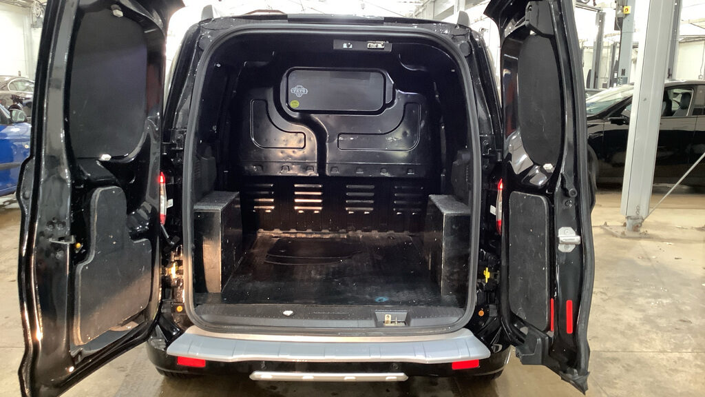 Used Ford Transit Courier 2019 for sale - 77042134: Photo 5