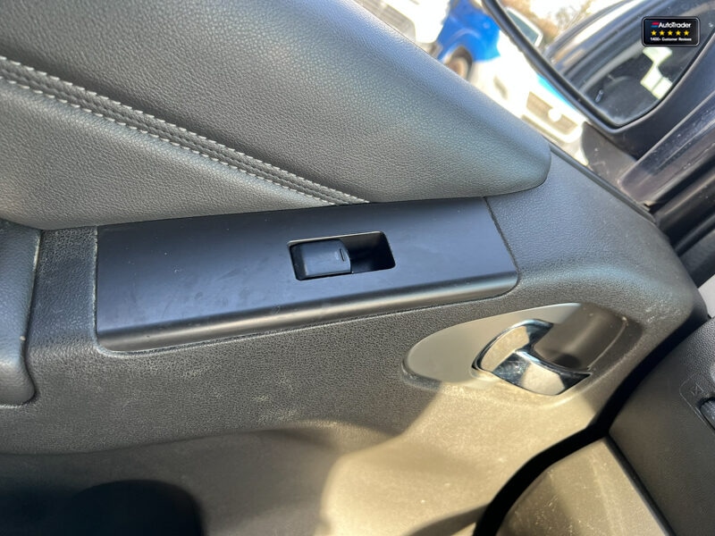 Used Nissan Navara 2013 for sale - 77041863: Photo 36