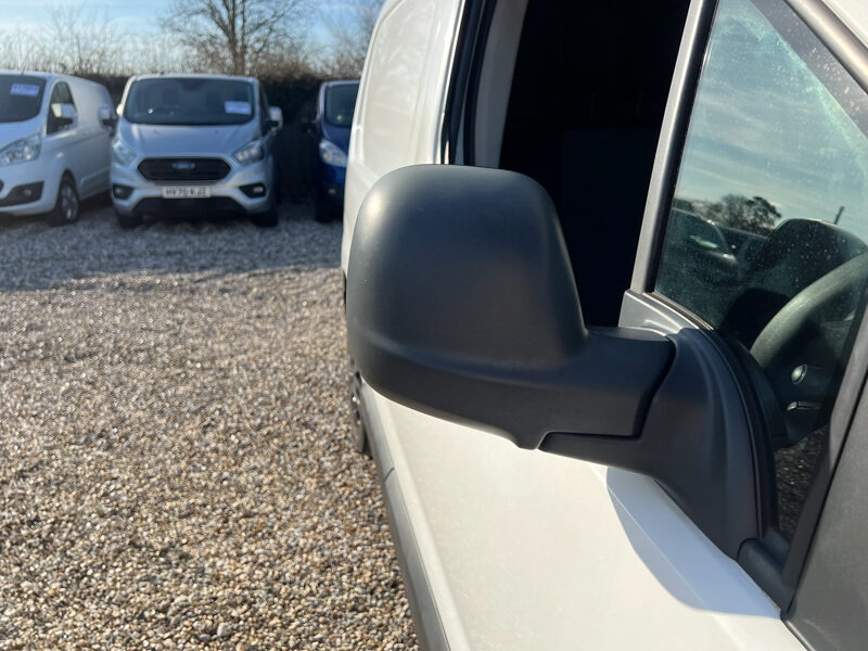 Used Peugeot Partner 2019 for sale - 77528202: Photo 18