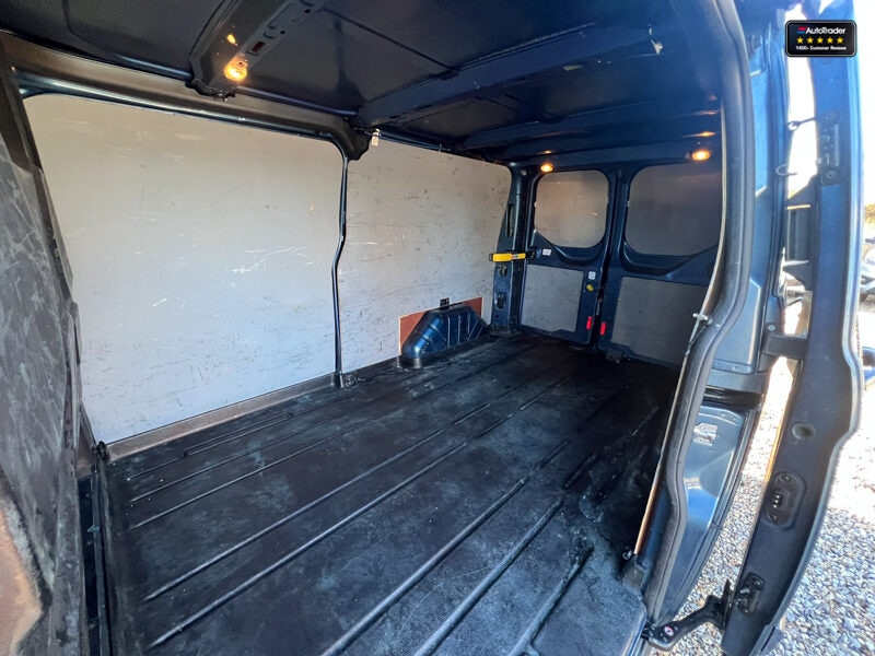 Used Ford Transit Custom 2018 for sale - 77042008: Photo 10