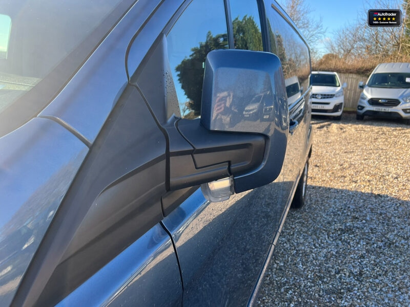 Used Ford Transit Custom 2018 for sale - 77042008: Photo 18