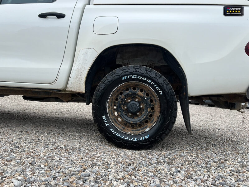 Used Toyota Hilux 2017 for sale - 77041663: Photo 19