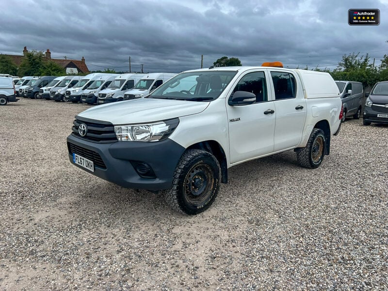 Used Toyota Hilux 2017 for sale - 77041663: Photo 2