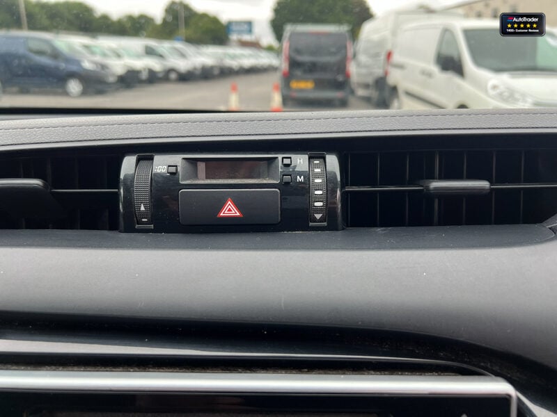 Used Toyota Hilux 2017 for sale - 77041663: Photo 30