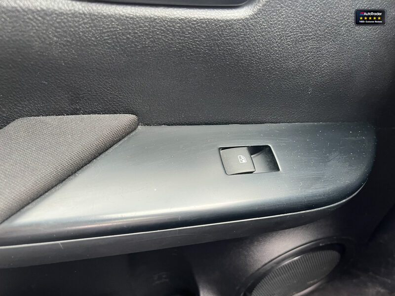 Used Toyota Hilux 2017 for sale - 77041663: Photo 36