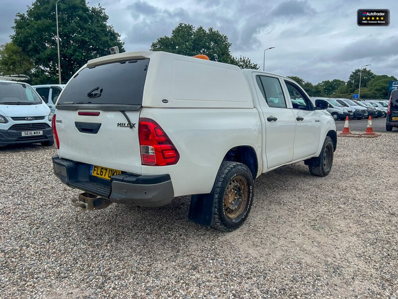 Used Toyota Hilux 2017 for sale - 77041663: Photo 6