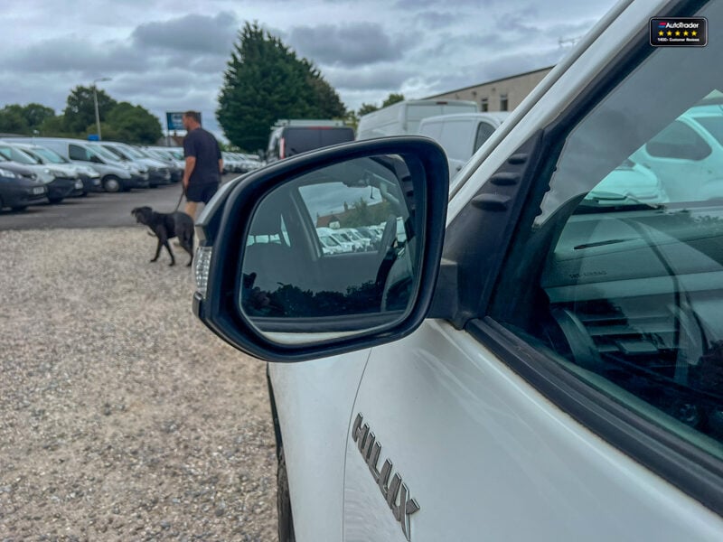 Used Toyota Hilux 2017 for sale - 77041663: Photo 8