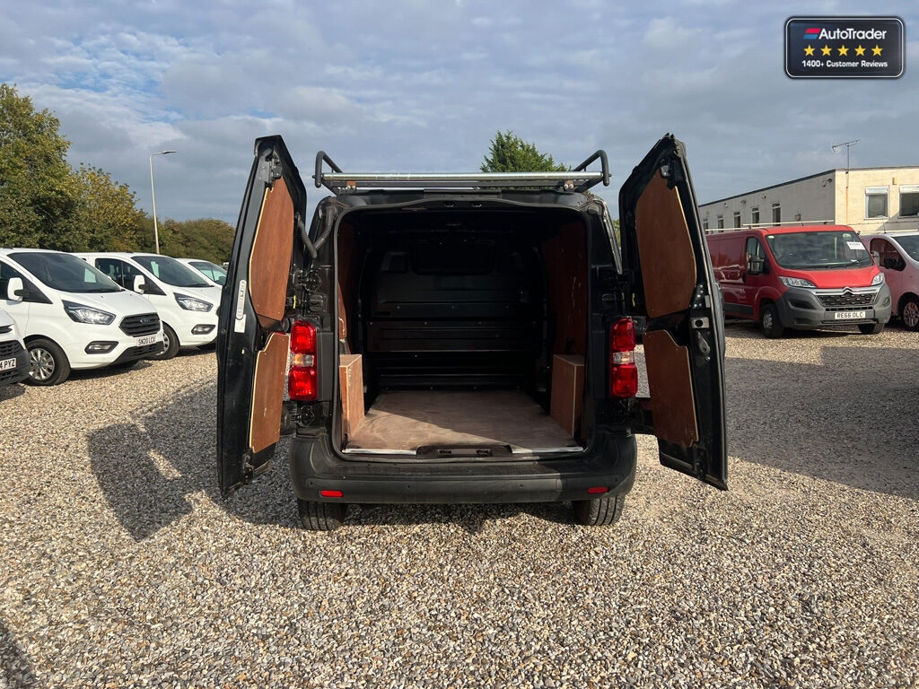 Used Vauxhall Vivaro 2022 for sale - 77041892: Photo 8