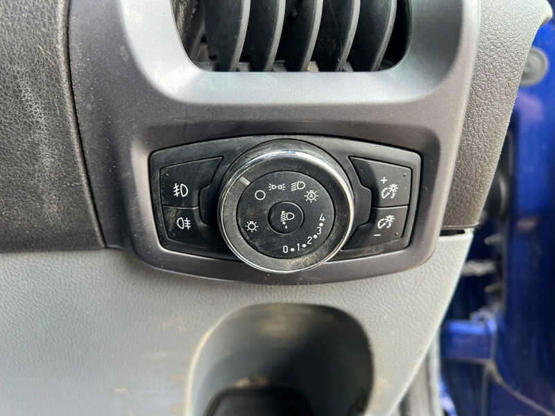 Used Ford Transit Custom 2017 for sale - 77363364: Photo 40