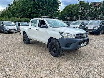 Used Toyota Hilux 2018 for sale - 75422621: Photo