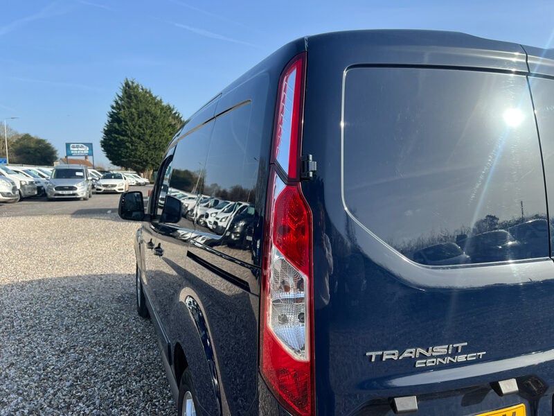 Used Ford Transit Connect 2017 for sale - 77450975: Photo 17