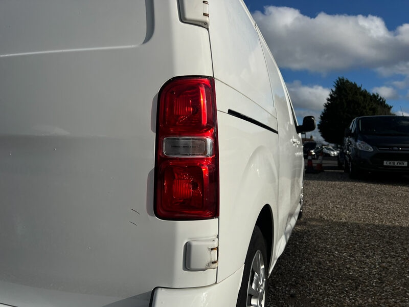Used Vauxhall Vivaro 2020 for sale - 77107023: Photo 19