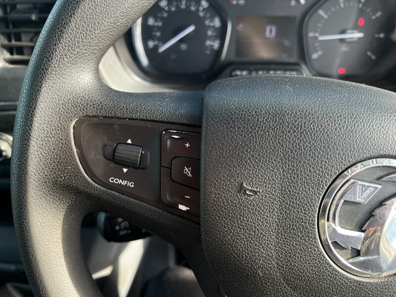 Used Vauxhall Vivaro 2020 for sale - 77107023: Photo 31