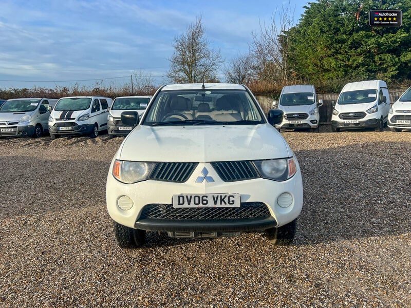 Used Mitsubishi L200 2006 for sale - 77042005: Photo 3