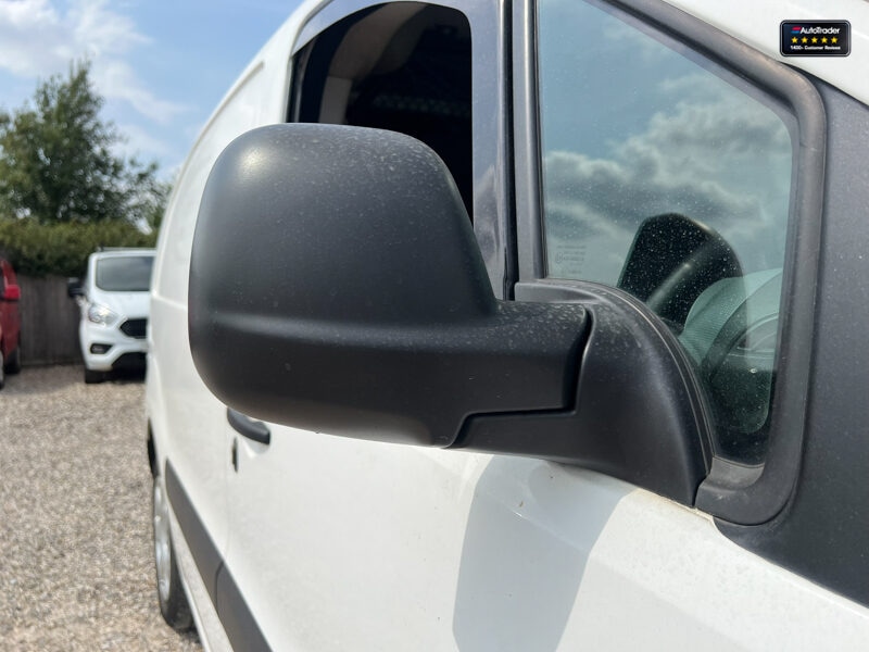 Used Peugeot Partner 2018 for sale - 77041700: Photo 15