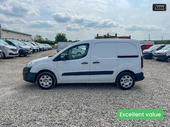 Used Peugeot Partner 2018 for sale - 77041700: Photo