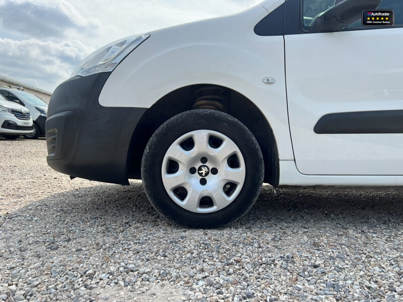 Used Peugeot Partner 2018 for sale - 77041700: Photo 22