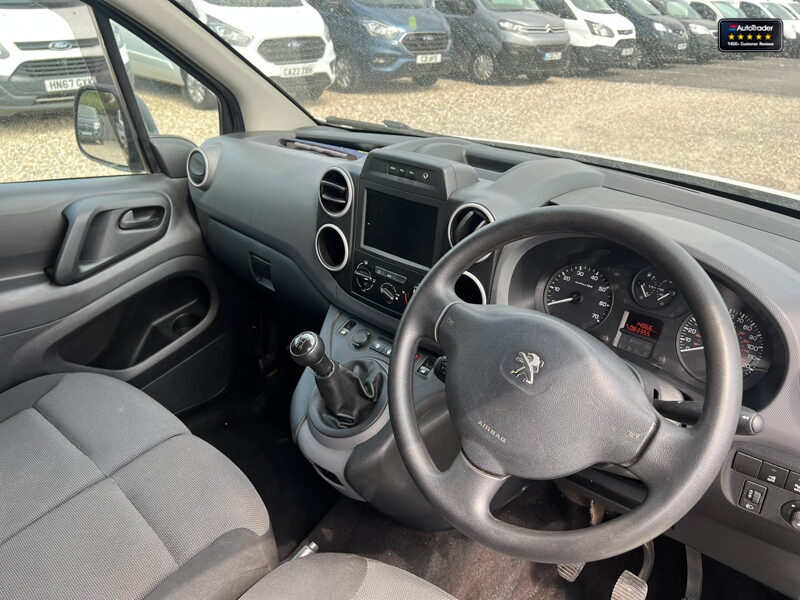 Used Peugeot Partner 2018 for sale - 77041700: Photo 26