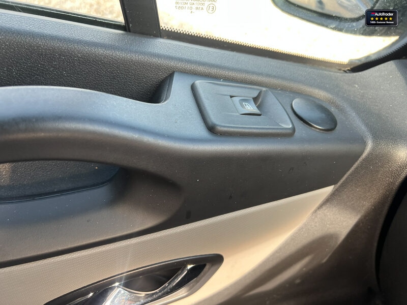 Used Renault Trafic 2016 for sale - 77041859: Photo 42