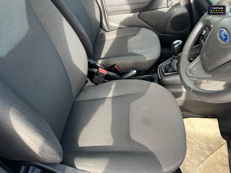 Used Ford Transit Courier 2020 for sale - 77041702: Photo 23