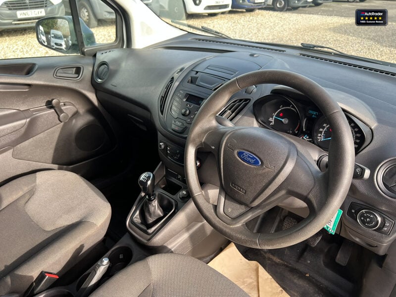 Used Ford Transit Courier 2020 for sale - 77041702: Photo 24