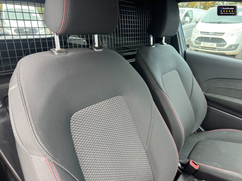 Used Ford Fiesta 2018 for sale - 77042024: Photo 22