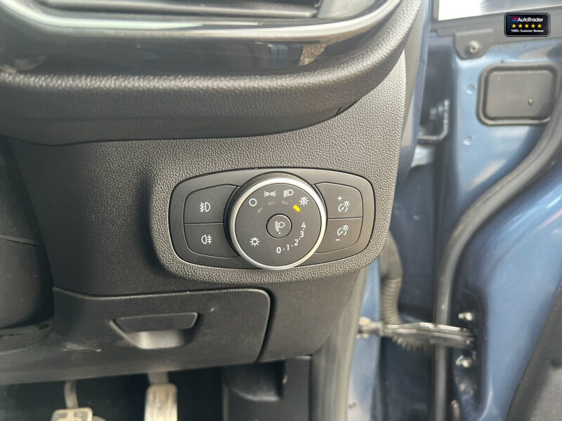 Used Ford Fiesta 2018 for sale - 77042024: Photo 27