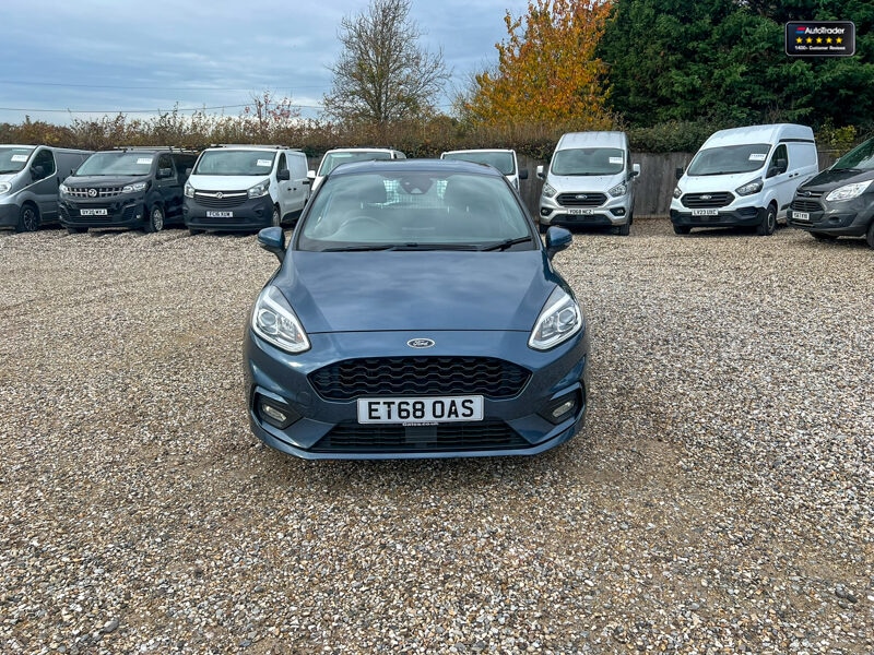 Used Ford Fiesta 2018 for sale - 77042024: Photo 3