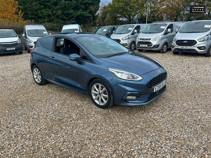Used Ford Fiesta 2018 for sale - 77042024: Photo 4