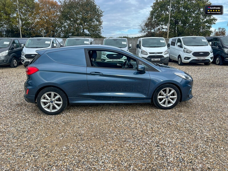 Used Ford Fiesta 2018 for sale - 77042024: Photo 5