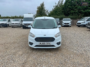 Used Ford Transit Courier 2019 for sale - 77041797: Photo