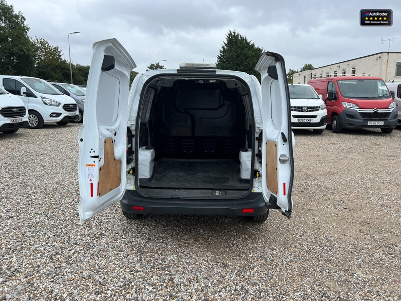 Used Ford Transit Courier 2019 for sale - 77041797: Photo 8