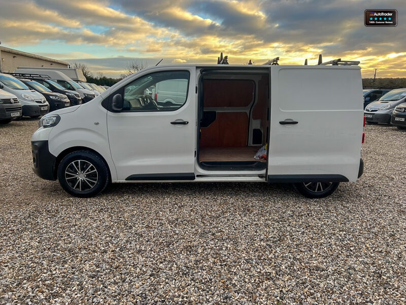 Used Peugeot Expert 2017 for sale - 77042007: Photo 10