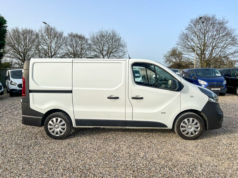 Used Vauxhall Vivaro 2017 for sale - 77758846: Photo 5