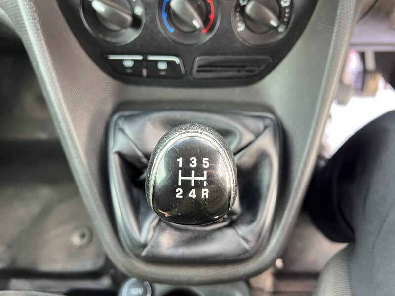 Used Ford Transit Connect 2017 for sale - 77107038: Photo 39