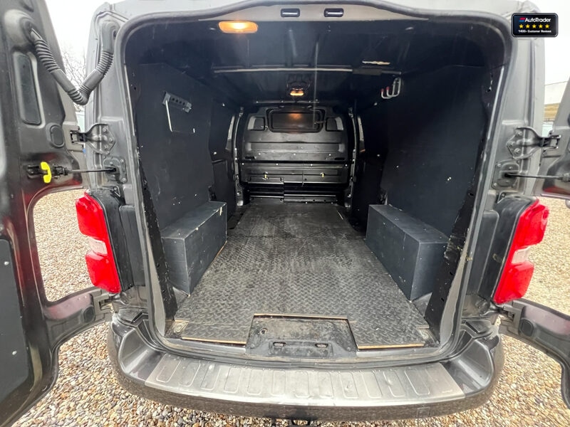 Used Vauxhall Vivaro 2020 for sale - 77042101: Photo 10